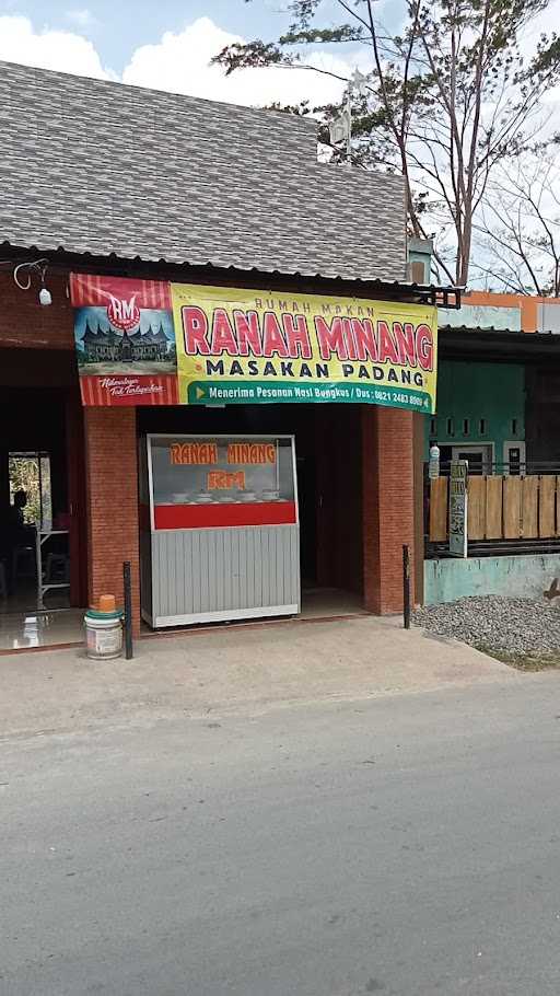 Rumah Makan Bunga Harum Dani Ngomindo 1