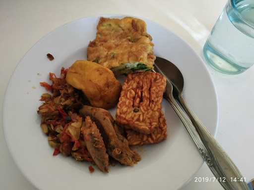 Warung Nasi Ibu Oom 2