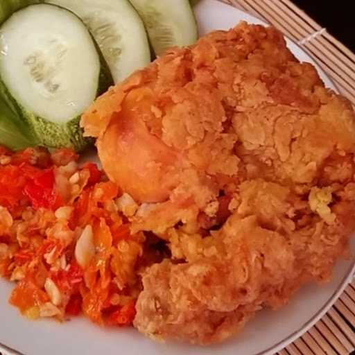 Ayam Geprek Sambal Getar Marina 3