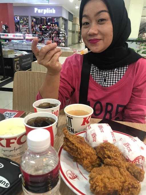 KFC - Tanjung Uncang 8