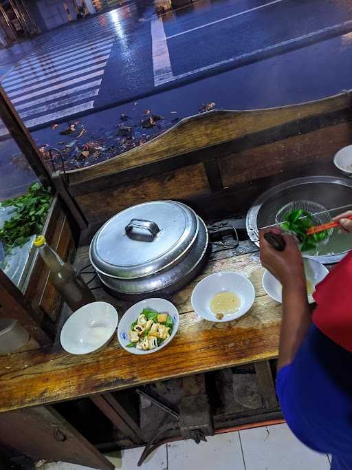 Bakso & Mie Ayam Bang Joe 2