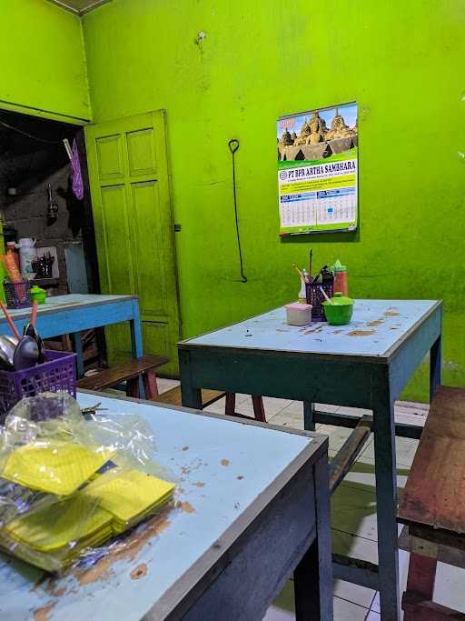 Bakso & Mie Ayam Bang Joe 3