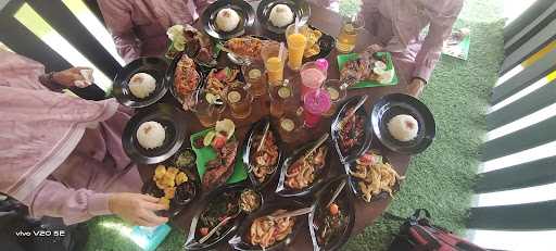 Kampung Kuliner Bolinggo 7