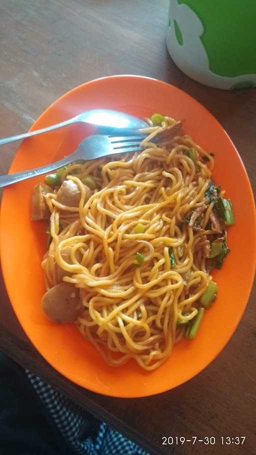 Mie Ayam Bakso Multazam 2