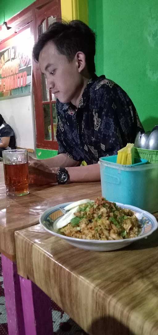 Nasi Goreng Pak Wanto 9