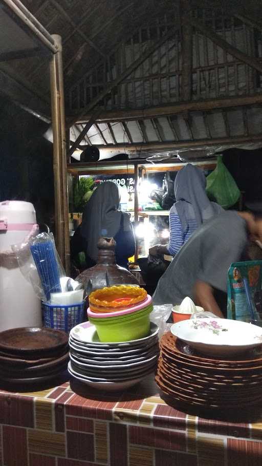 Warung Makan Yu Mi 3