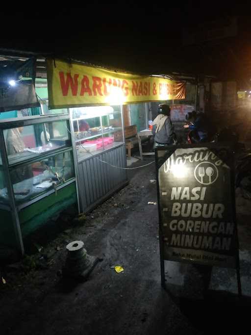 Warung Nasi & Bubur Malam 9