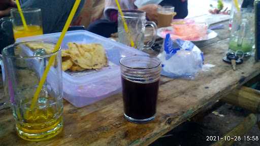 Warung Gorengan 3