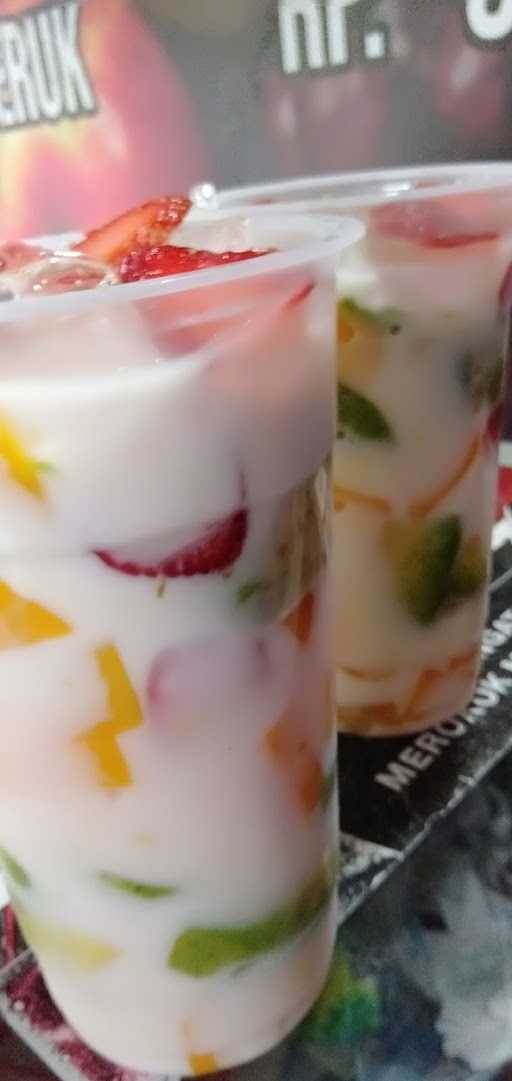 Kedai Juice Rafel 8