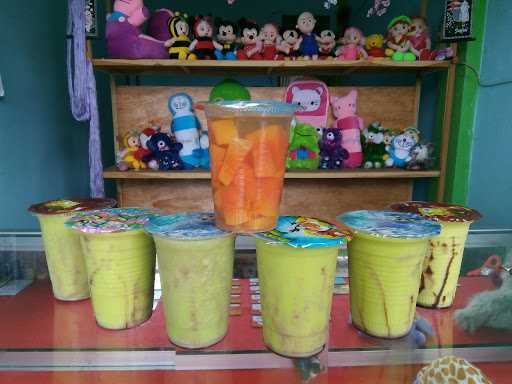 Juice Dan Es Kelapa Mas Rojab 2