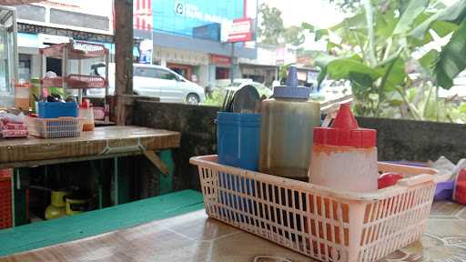 Bubur Ayam Jakarta Ibu Yuli 7