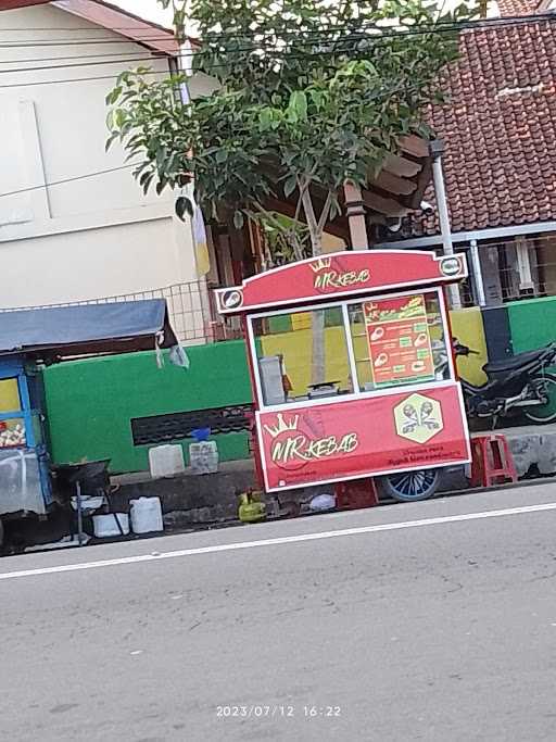 Mr Kebab (Depan Sdn 3 Salaman 5