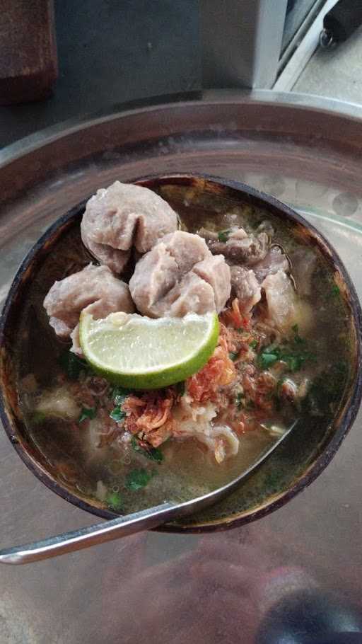 Warung Baskom(Bakso &Mie Ayam) 10