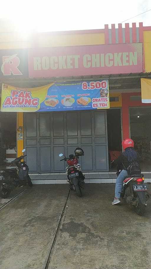 Rocket Chicken Salem 1