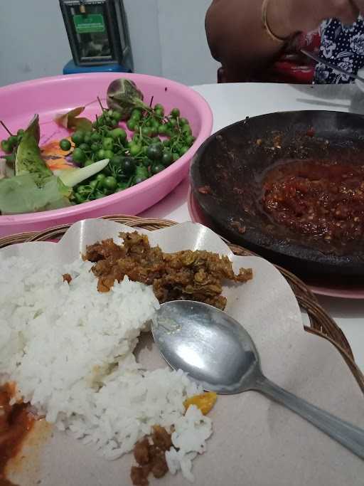 Warung Makan End & Co 5