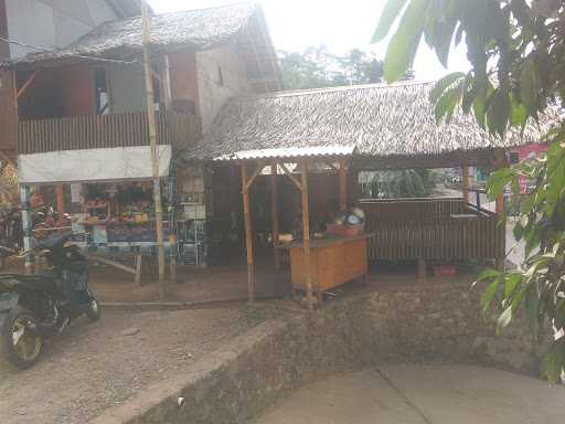 Warung Tanjakan 2