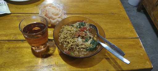 Warung Mah Uti 4