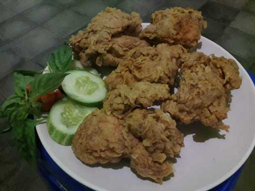 Warung Pjs (Ayam Geprek) 7