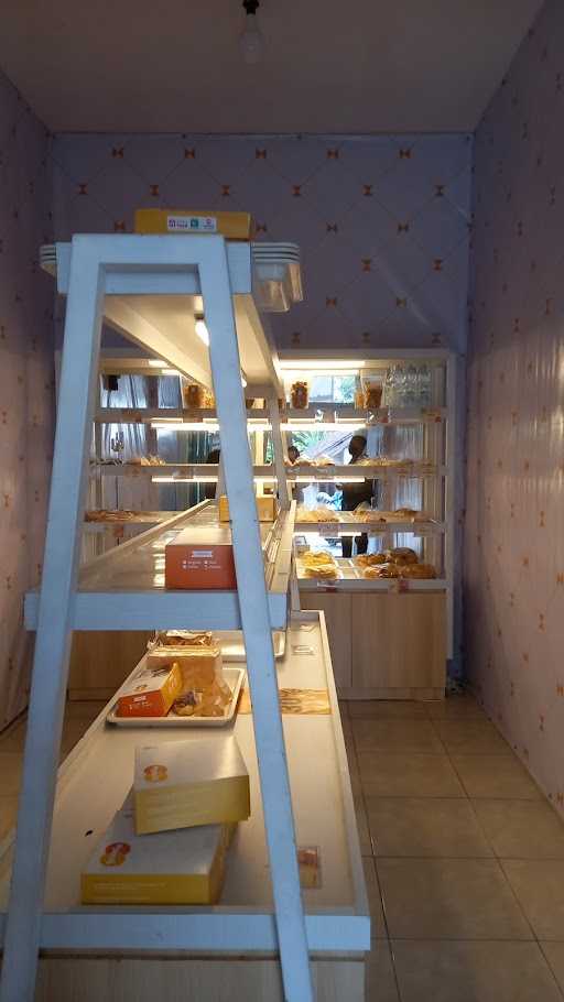 Roselo Bakery Sambi 4