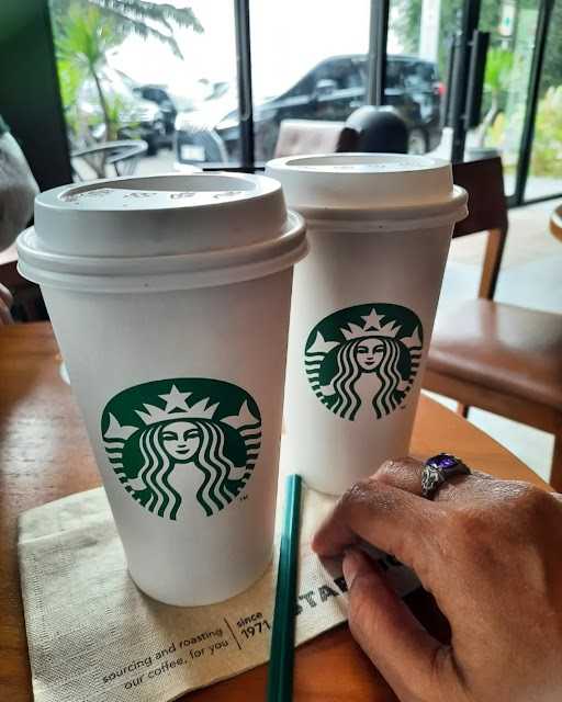 Starbucks - Pakuwon Supermall 7