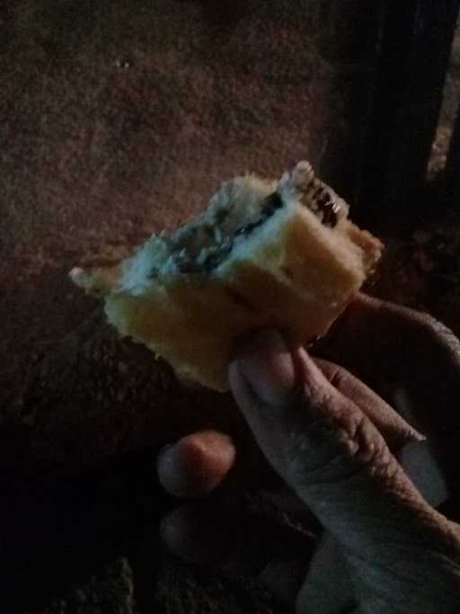 Roti Bakar Laros Bpk Yoyon 1