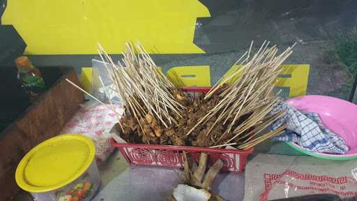 Sate Padang Kms 1