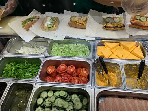 Subway - Pakuwon Mall Surabaya 3