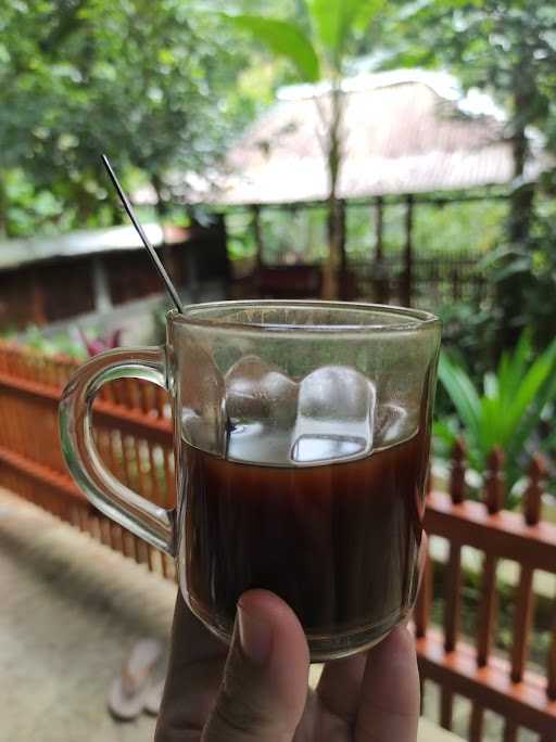 Kedai Kopi Menoreh Pak Rohmat 9