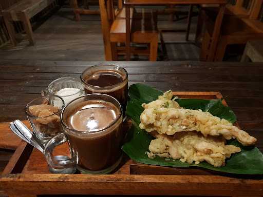 Kedai Kopi Menoreh Pak Rohmat 4