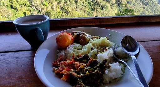 Tumpeng Menoreh 3