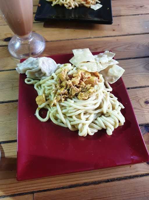 Mie Jontor Sampang 6