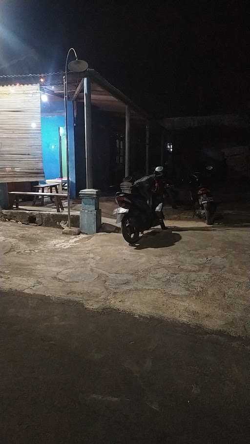 Angkringan,Nasi Goreng Mbah Uti 5