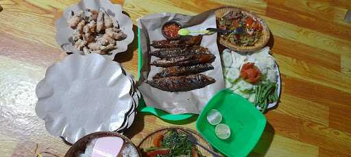 Warung Makan Berdikari 9