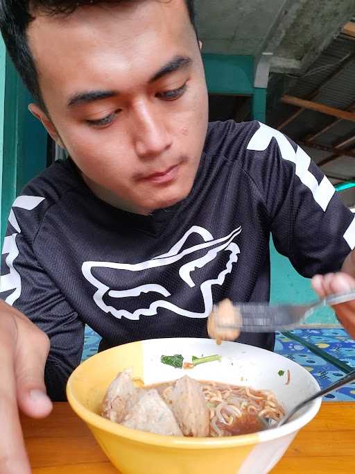 Bakso Mang Atik Dan Warkop Jhambrink 10