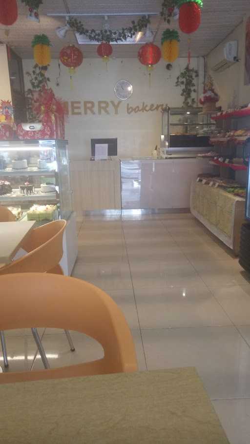 Merry Cake & Bakery 10