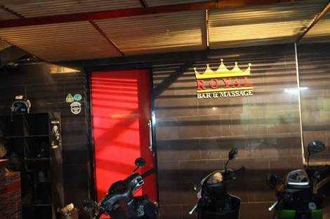 New Royal Bar 5