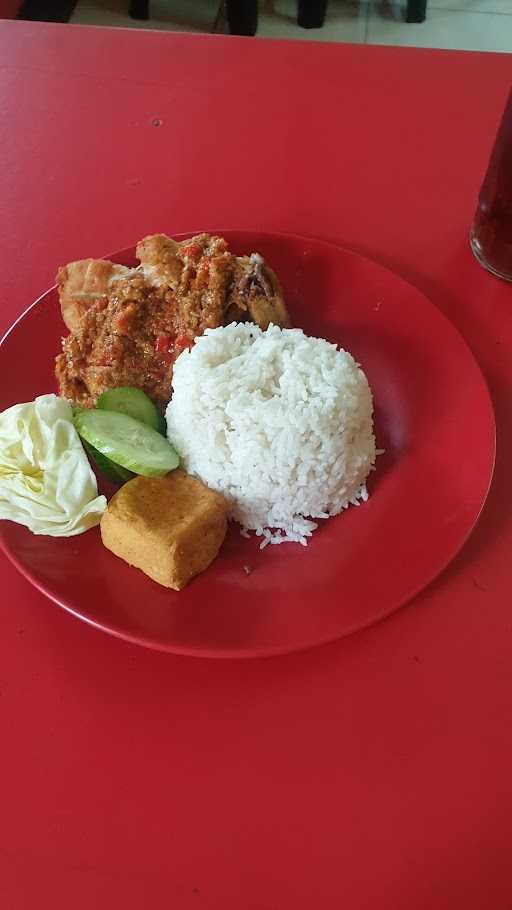 Ayam Gepuk Pak Gembus Samanhudi Pasar Baru 6