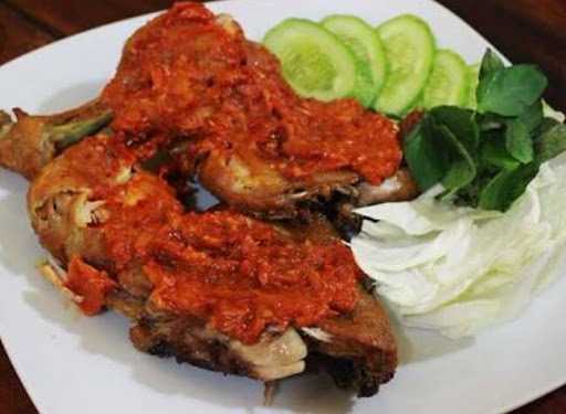 Ayam Penyet Ahyar 2