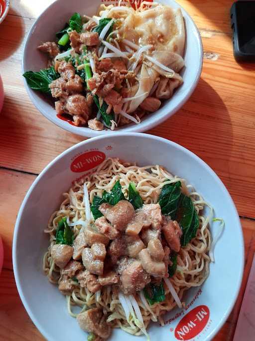 Mie Ayam Jakarta 88 8