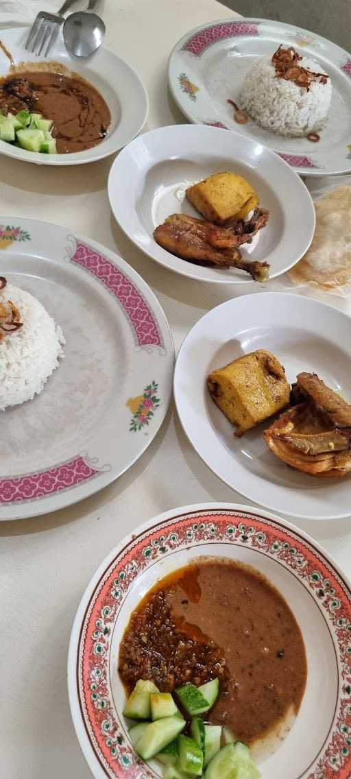 Nasi Uduk Ayam Goreng Suka Hati 2