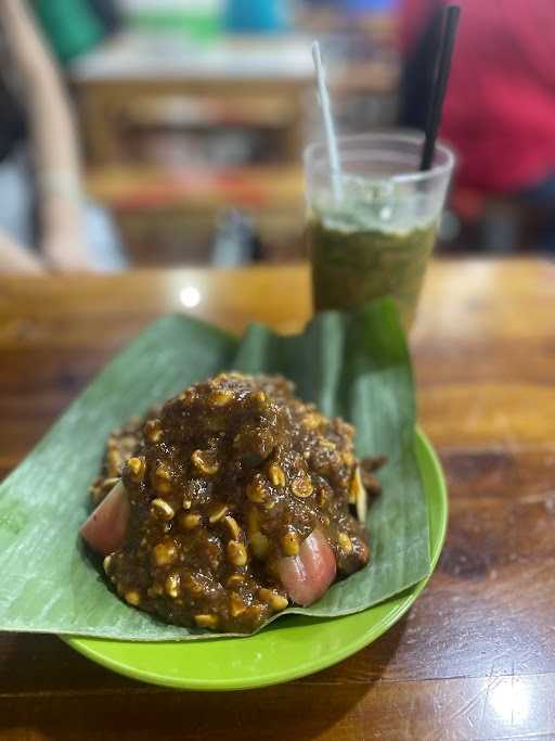 Rujak Kolam Medan 8