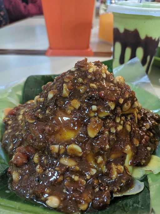 Rujak Kolam Medan 9