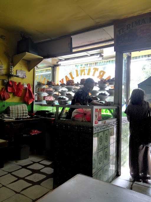 Rumah Makan Padang Kartini Jaya 6