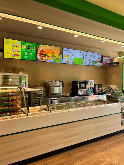 Subway - Royalton Kemayoran 4