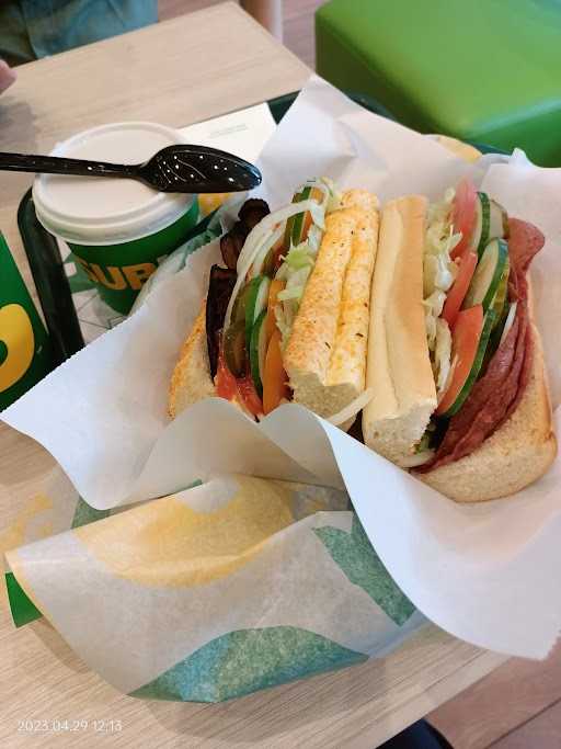 Subway - Royalton Kemayoran 9