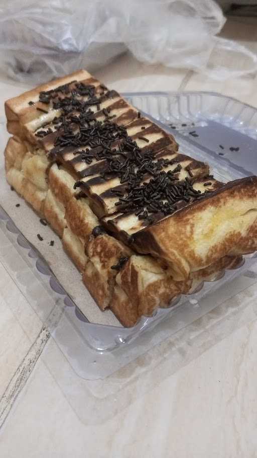 Roti Bakar Extra & Dapoer Amboina 3