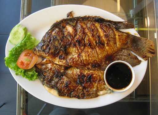 Aneka Ikan Bakar 1