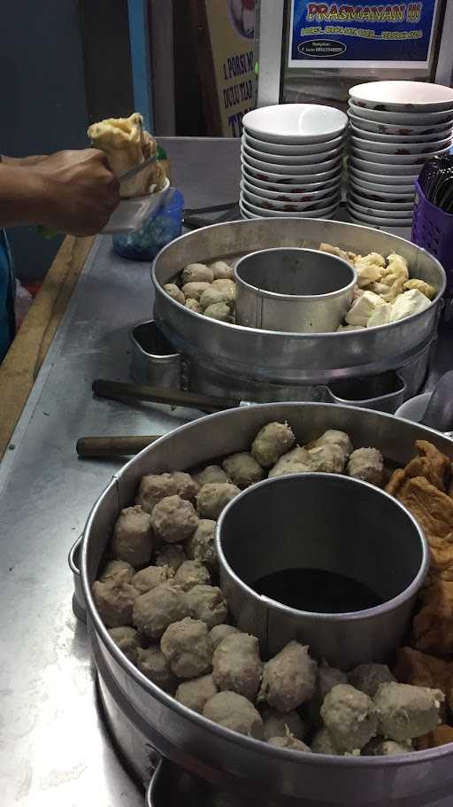 Bakso Prasmanan Trunojoyo 7