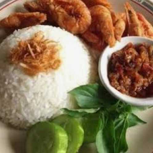 Nasi Lemak Kanjeng Mami 9