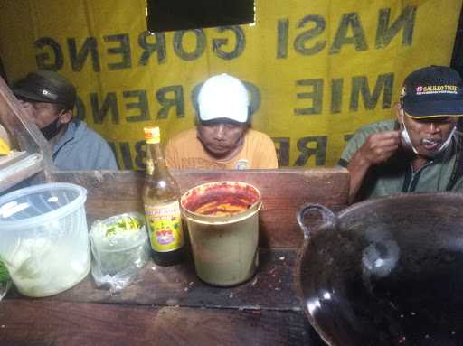 Nasi Goreng Jawa Pasar Tembok 1